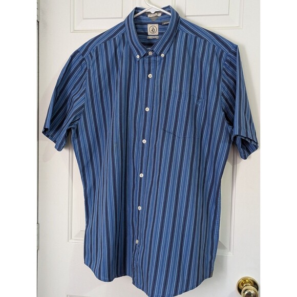 Volcom Button Up Shirt Mens XL Collared S/S Blue Striped Casual Classic Fit - Picture 1 of 8